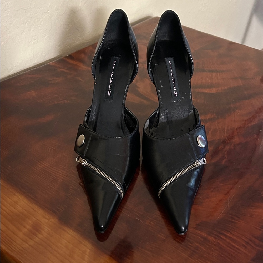Steven heels